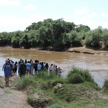 YHA Kenya Travel, Holidays in Kenya, Kenya Safari Tours, Small Group Safaris, Masai Mara S