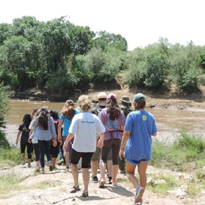 YHA Kenya Travel, Holidays in Kenya, Kenya Safari Tours, Small Group Safaris, Masai Mara S