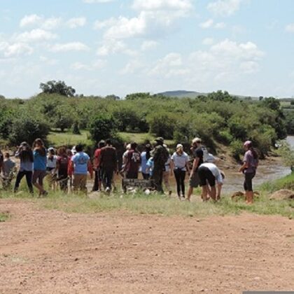 YHA Kenya Travel, Holidays in Kenya, Kenya Safari Tours, Small Group Safaris, Masai Mara S