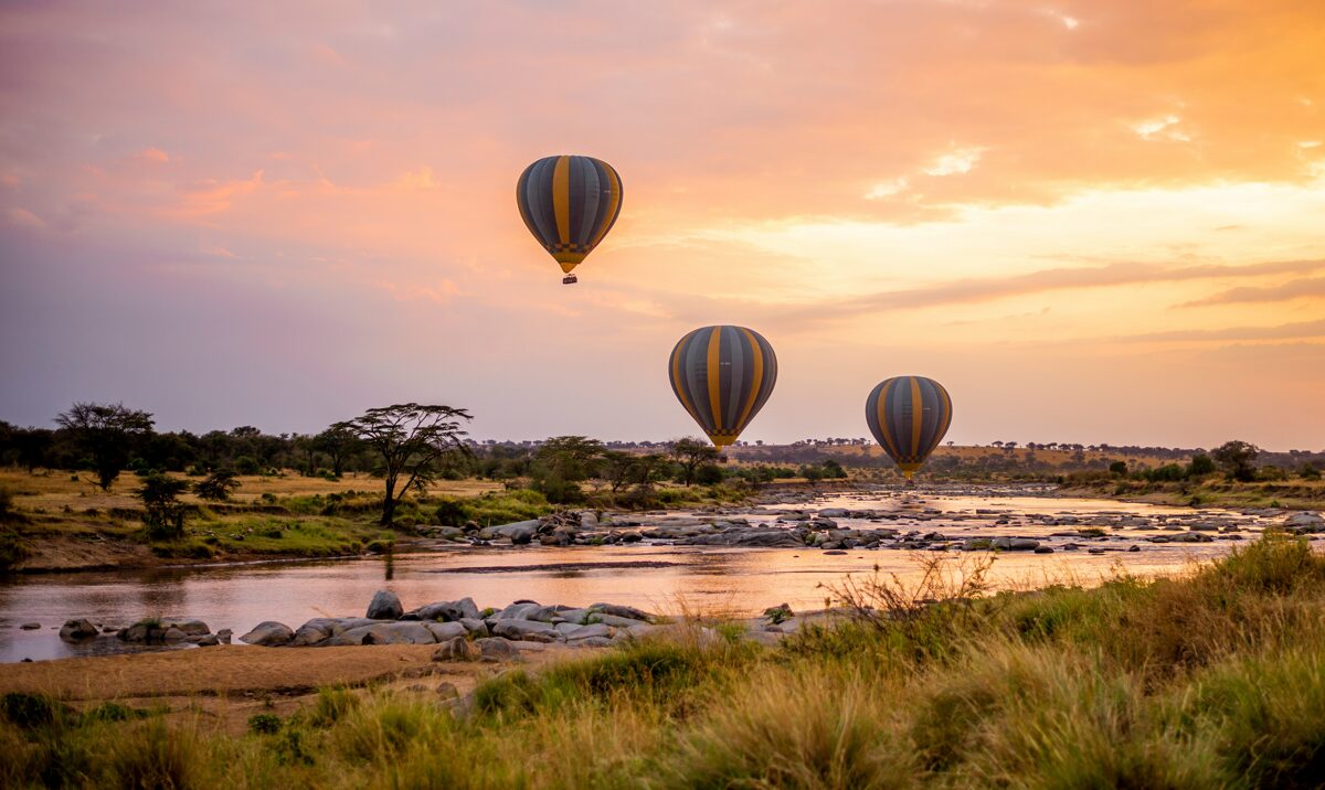 Serengeti_Hot_Air_Balloon_Safari__YHA_Kenya_Travel_Tanzania_Adventure_Safaris_.jpg